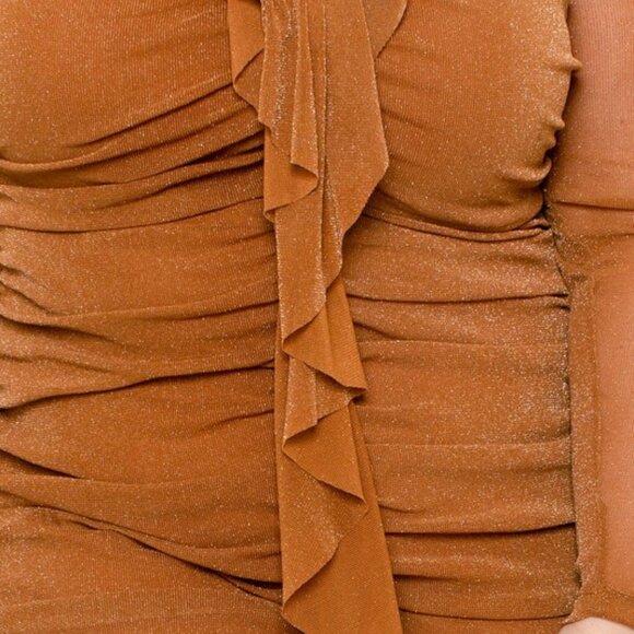 Plus Size Off-Shoulder Ruffle Ruched Mini Dress - Picture 4 of 4